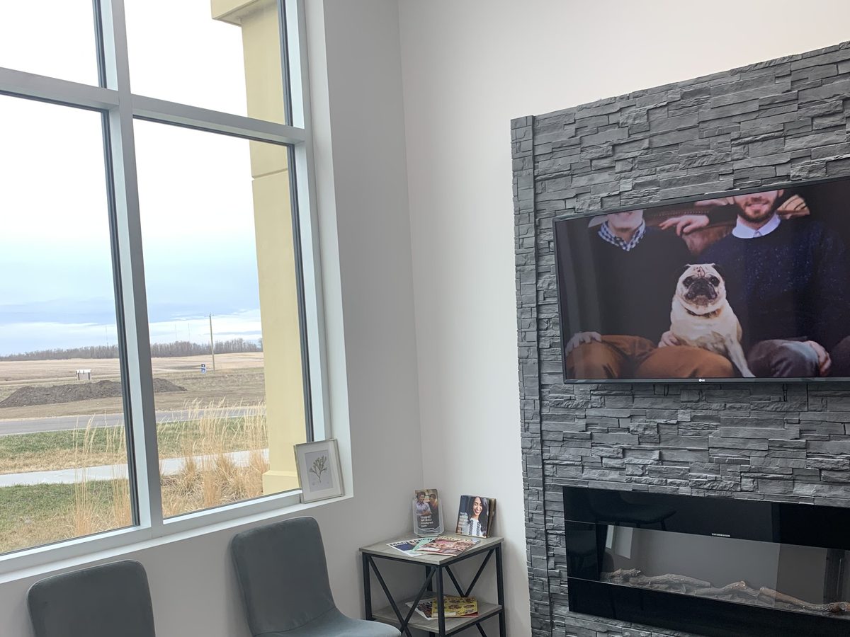 Waiting area lounge at Serenity Dental